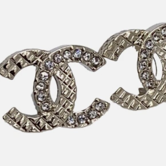 Authentic Chanel CC Earrings With Crystals Gold Hardware Brand New In Box - Picture 1 of 9